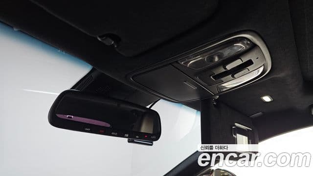 Kia Stinger 2019 — Şəkil 23/36