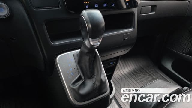 Hyundai Staria 2021 — Şəkil 9/20
