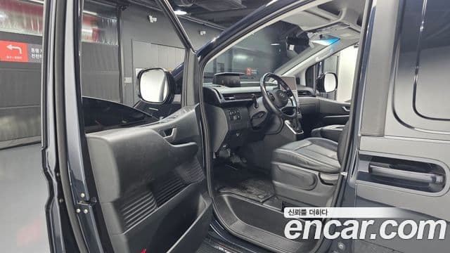 Hyundai Staria 2021 — Şəkil 10/20