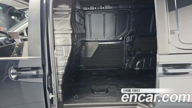 Hyundai Staria 2021 — Şəkil 12/20