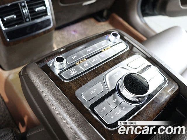 Kia The K9 2019 — Şəkil 13/20