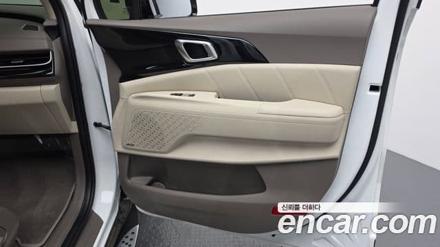 Kia Carnival 2026 — Photo 18/36