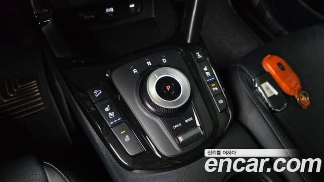 Kia Seltos 2024 — ფოტო 9/20