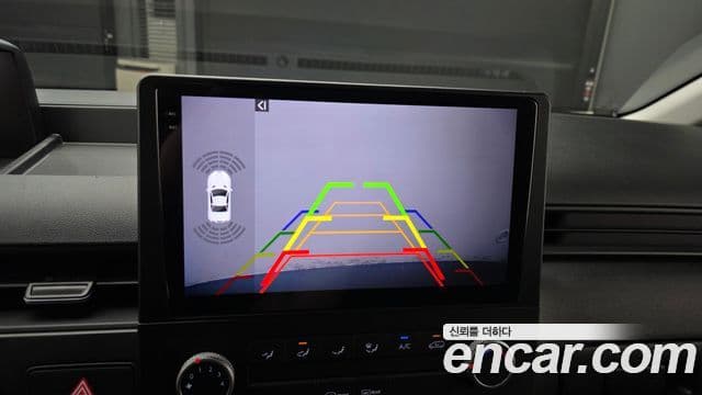 Hyundai Staria 2023 — Фото 17/20