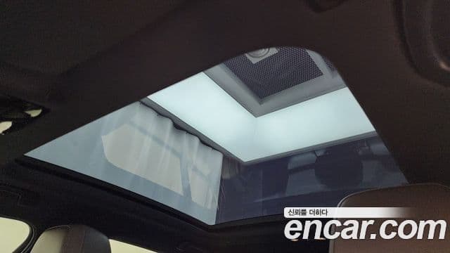 BMW 5 Series 2024 — ფოტო 18/20