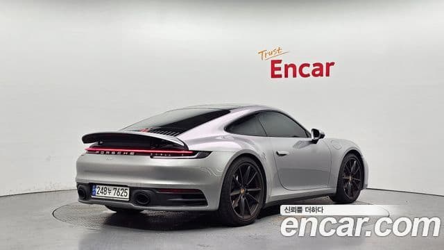 Porsche 911 2023 — ფოტო 8/20