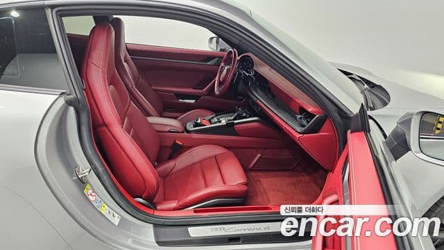 Porsche 911 2023 — ფოტო 11/20
