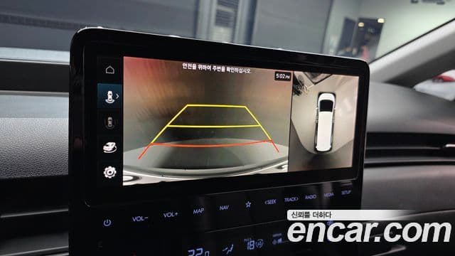 Hyundai Staria 2021 — Фото 17/20