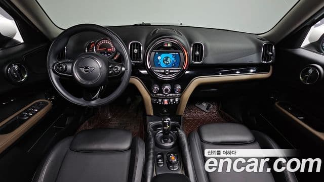 Mini Cooper D Countryman 2020 — ფოტო 10/20