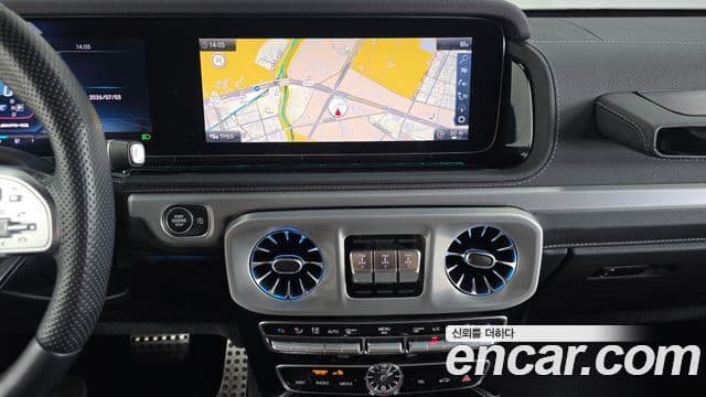 Mercedes-Benz G-Class 2021 — Photo 8/32