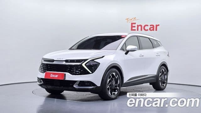 Kia Sportage 2021 — Фото 1/20