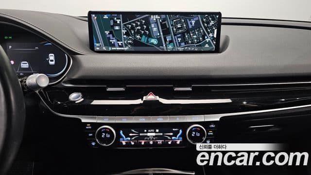 Genesis Electrified G80 2022 — Şəkil 14/20