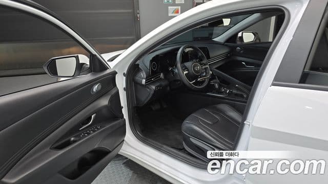 Hyundai Avante 2023 — фото 10 из 20