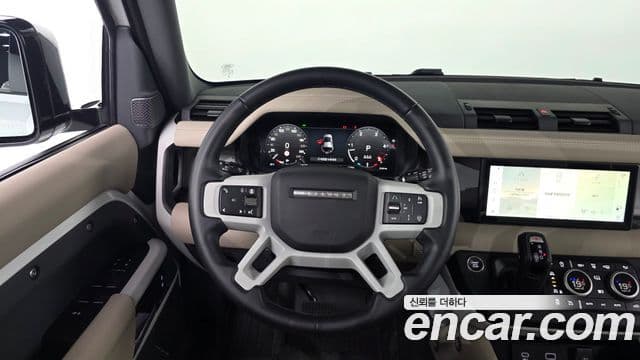 Land Rover Defender 2024 — фото 12 из 20