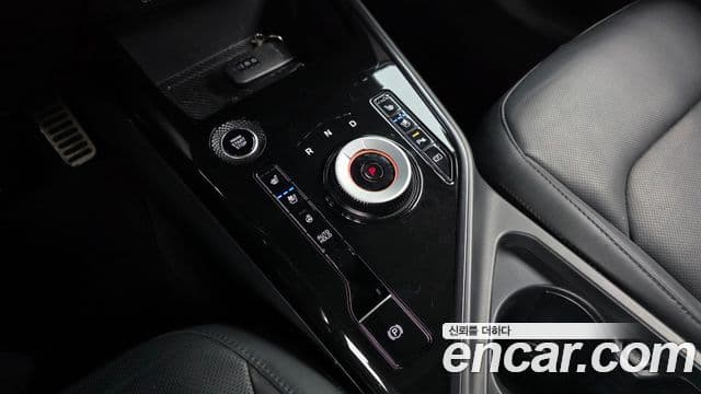 Kia Niro 2022 — фото 9 из 20