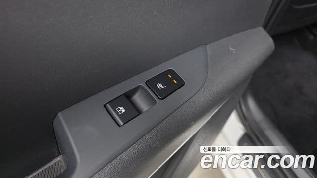 Kia Niro 2022 — фото 18 из 20
