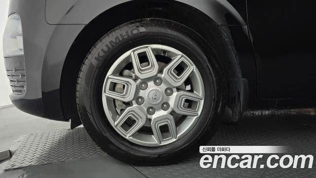 Hyundai Staria 2024 — фото 5 из 20