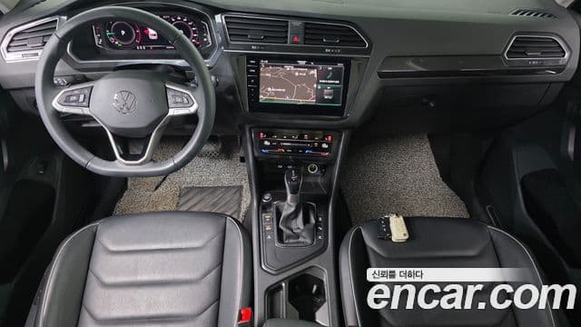 Volkswagen Tiguan 2022 — фото 9 из 20