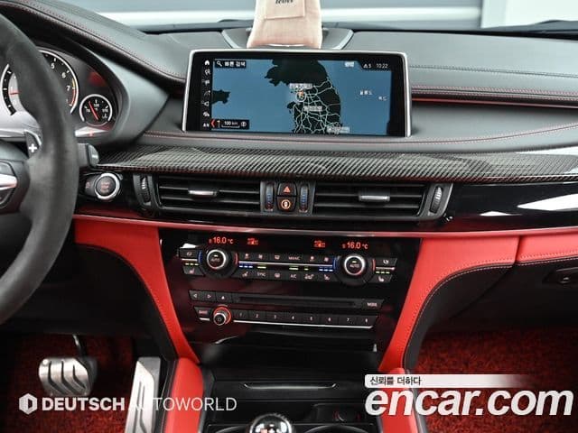 BMW X6 2018 — фото 14 из 20