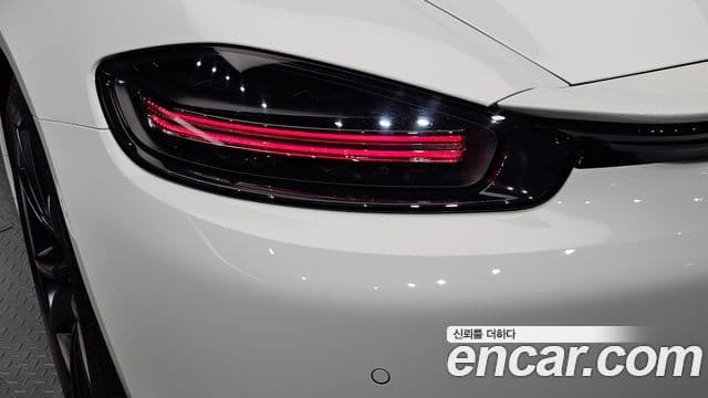 Porsche 718 Boxster 2019 — Photo 16/30