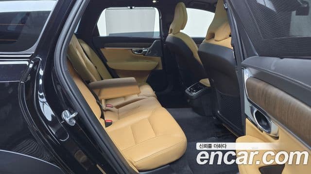 Volvo V90 Cross Country 2023 — ფოტო 11/20