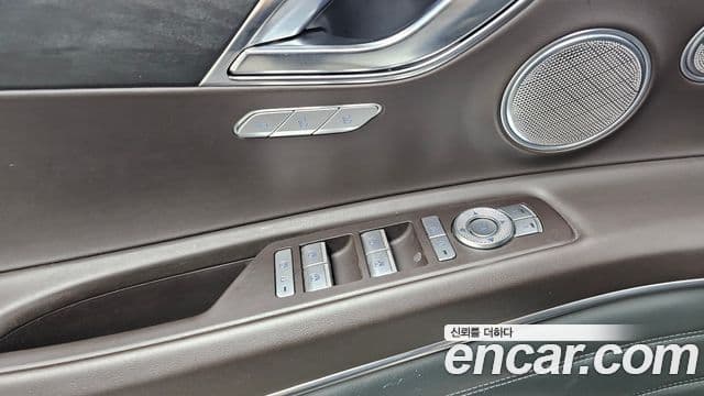 Genesis GV80 2021 — фото 20 из 20