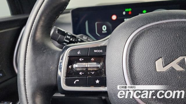 Kia Sorento 2024 — ფოტო 17/20