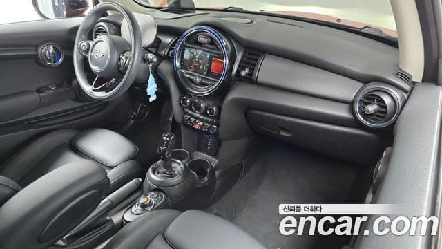 Mini Cooper 2021 — Şəkil 30/32