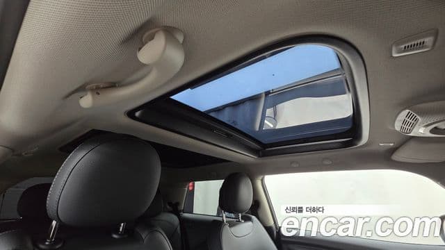 Mini Cooper 2021 — Şəkil 26/32