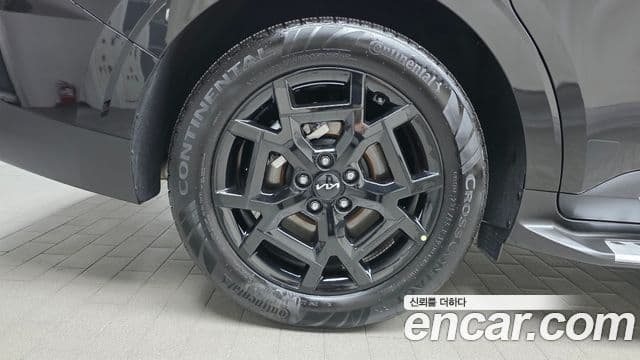 Kia Carnival 2024 — Фото 18/20