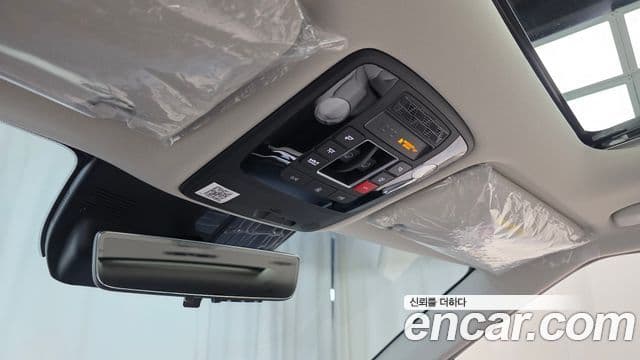 Kia Carnival 2024 — Фото 19/20