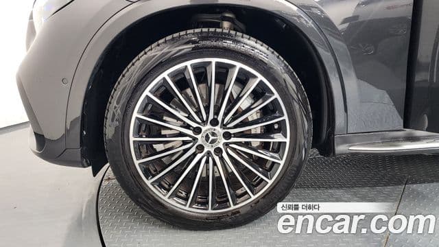 Mercedes-Benz GLC-Class 2025 — фото 5 из 20