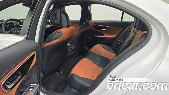 Mercedes-Benz C-Class 2025 — фото 11 из 20