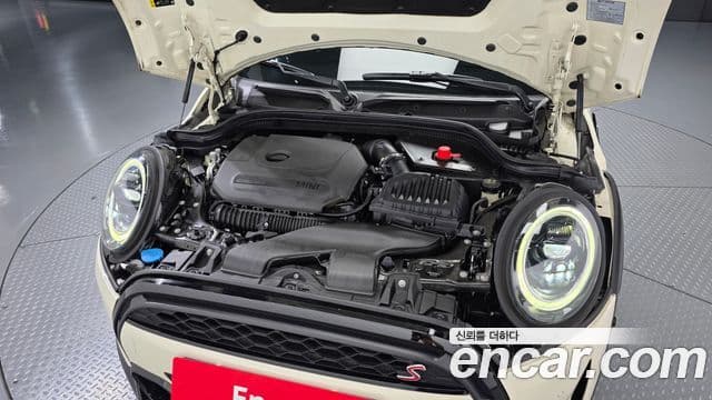 Mini Cooper S 2022 — фото 6 из 20
