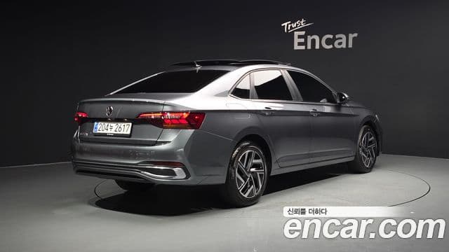 Volkswagen Jetta 2024 — ფოტო 2/20