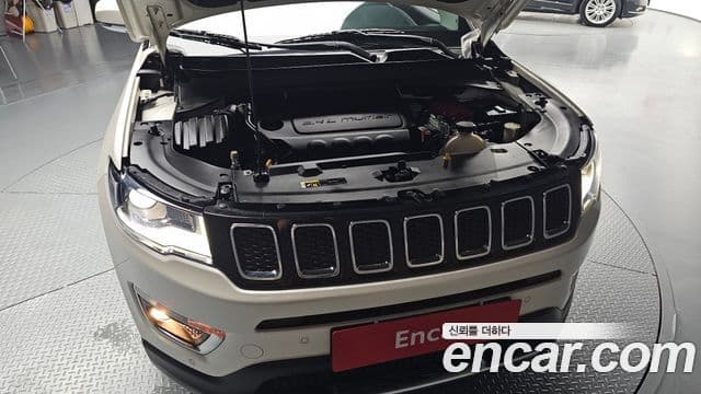 Jeep Compass 2021 — фото 6 из 20