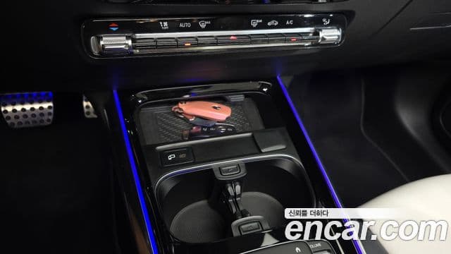 Mercedes-Benz GLA-Class 2020 — ფოტო 17/20