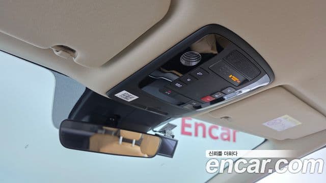 Kia Carnival 2022 — Фото 17/20
