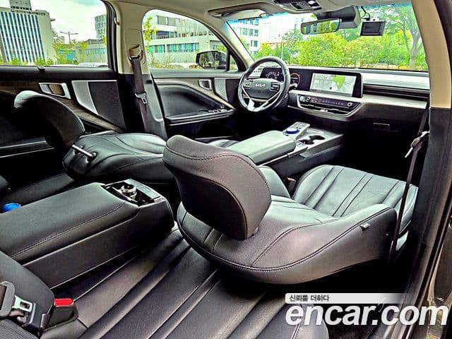 Kia K8 2023 — фото 16 из 20