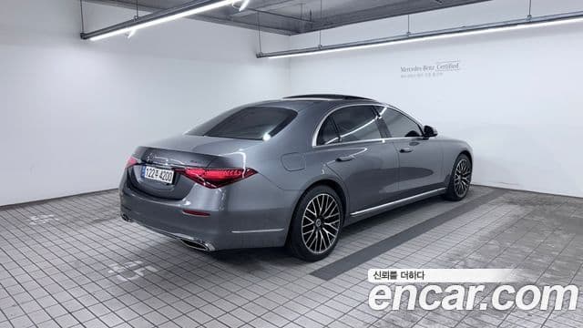 Mercedes-Benz S-Class 2022 — фото 1 из 20