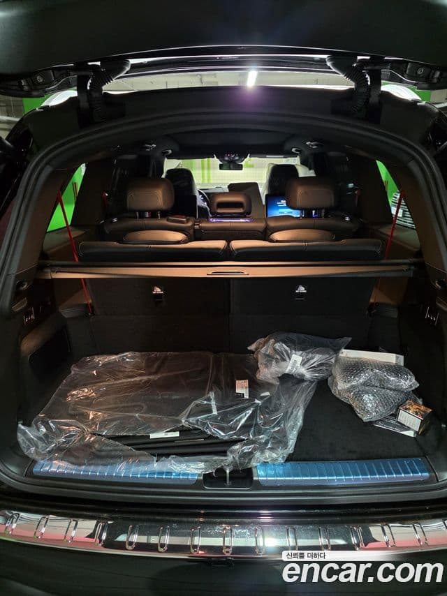 Mercedes-Benz GLS-Class 2026 — фото 9 из 14