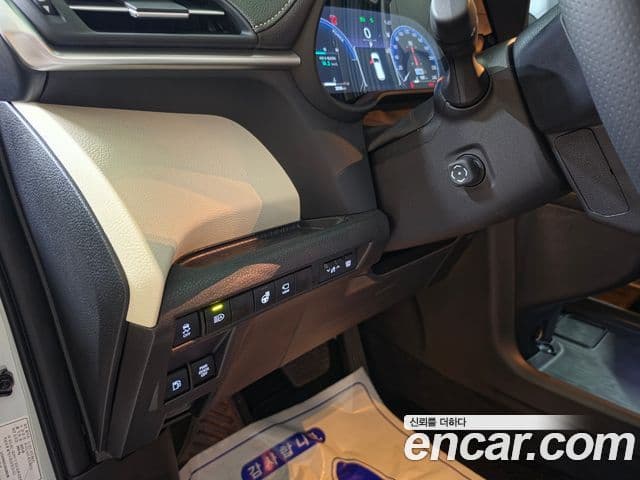 Toyota Sienna 2025 — Şəkil 12/20