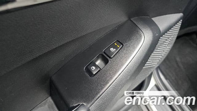 Kia Seltos 2020 — фото 18 из 20