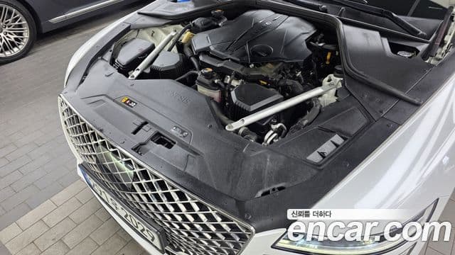 Genesis Electrified G80 2022 — фото 6 из 20