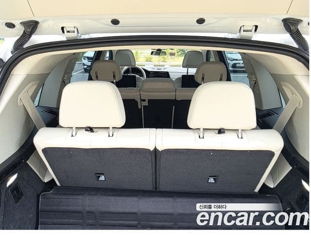 BMW X7 2021 — фото 12 из 19