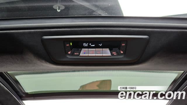BMW X7 2024 — фото 18 из 20