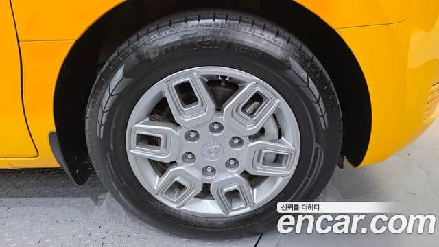 Hyundai Staria 2021 — фото 5 из 20