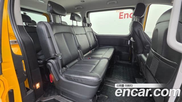 Hyundai Staria 2021 — фото 19 из 20