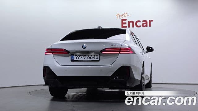 BMW 5 Series 2025 — Şəkil 4/20