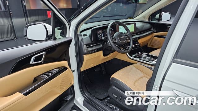 Kia Carnival 2023 — Фото 10/20